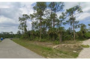 5020 ROSEBUD CIRCLE, LABELLE, FL 33935 - MLS#MFRO6316739