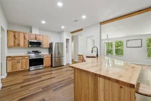 1235 ARAPAHO TRAIL, GENEVA, FL 32732 Sold 07/11/25