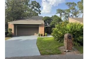 200 Hummingbird Ln, LONGWOOD