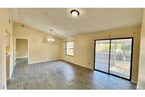 5317 HYDE PARK AVENUE, ORLANDO, FL 32808 - MLS#MFRO6316958