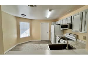 5317 HYDE PARK AVENUE, ORLANDO, FL 32808 - MLS#MFRO6316958