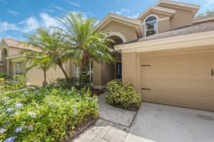 985 LAKE CLAIRE CIRCLE, OVIEDO, FL 32765 Sold 07/30/25