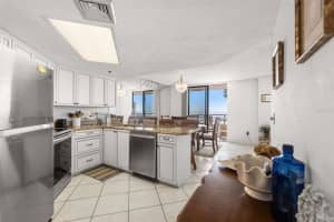 3023 ATLANTIC AVENUE, DAYTONA BEACH, FL 32118 Sold 08/22/25