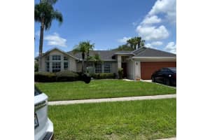 2421 Queenswood Cir, KISSIMMEE