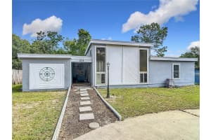 219 E Fern Dr, ORANGE CITY