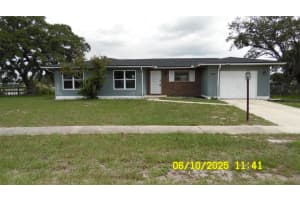 1952 English Dr, DELTONA