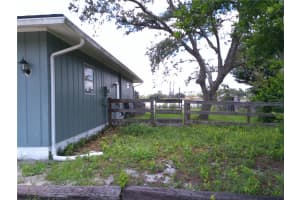 1952 ENGLISH DRIVE, DELTONA, FL 32738 - MLS#MFRO6317548