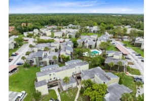 208 SCOTTSDALE SQUARE, WINTER PARK, FL 32792 Sold 07/21/25