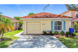 2422 CONDADO COURT, KISSIMMEE, FL 34743 Sold 07/10/25