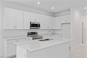 1198 ATLANTIC AVENUE, FRUITLAND PARK, FL 34731 - MLS#MFRO6317602