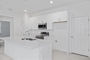 1194 ATLANTIC AVENUE, FRUITLAND PARK, FL 34731 - MLS#MFRO6317610