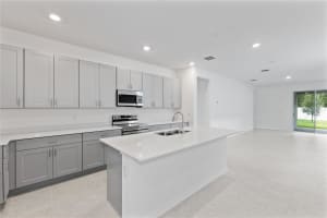 754 LEMON AVENUE, FRUITLAND PARK, FL 34731 - MLS#MFRO6317641