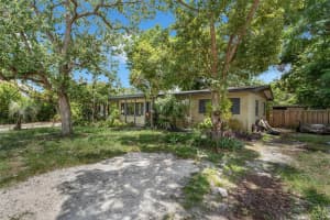 905 FLEWELLING AVENUE, OCOEE, FL 34761 Sold 08/25/25