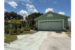 665 Regency Way, KISSIMMEE