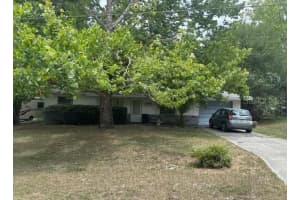 2645 Ne 44th St, OCALA