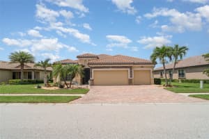 20323 Granlago Dr, VENICE