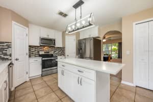 100 MONTEREY OAKS DRIVE, SANFORD, FL 32771 - MLS#MFRO6317826