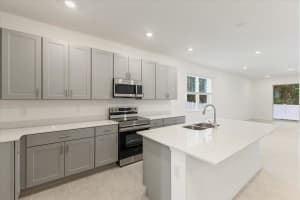 1214 ATLANTIC AVENUE, FRUITLAND PARK, FL 34731 Sold 11/12/25