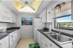 9860 62ND TERRACE, ST PETERSBURG, FL 33708 - MLS#MFRO6318208
