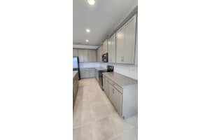 483 SHADOW GORGE WAY, EUSTIS, FL 32736 Sold 09/29/25