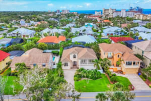 811 LAGUNA DRIVE, VENICE, FL 34285 - MLS#MFRO6318287
