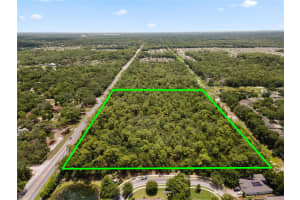 S BLUE LAKE AVE, DELAND, FL 32724 - MLS#MFRO6318381