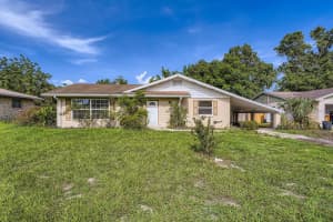 830 SUNSET DRIVE, MOUNT DORA, FL 32757 Sold 08/01/25