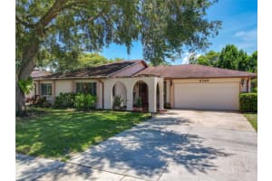 8346 MATTITUCK CIRCLE, ORLANDO, FL 32829 Sold 08/01/25