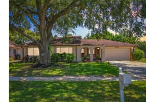 8346 MATTITUCK CIRCLE, ORLANDO, FL 32829 Sold 08/01/25