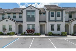 306 Captiva Dr, DAVENPORT
