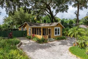 2320 CRYSTAL LAKE AVENUE, ORLANDO, FL 32806 Sold 08/01/25