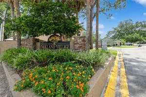 437 HEMLOCK STREET, ALTAMONTE SPRINGS, FL 32714 Sold 11/03/25