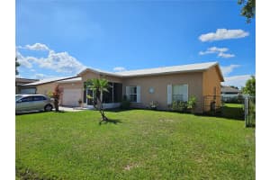 306 AYLESBURY COURT, KISSIMMEE, FL 34758 - MLS#MFRO6318976