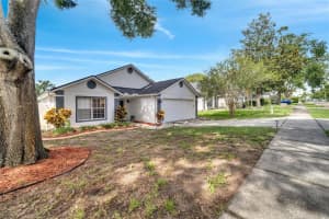 280 BAY STREET, APOPKA, FL 32712 Sold 09/04/25