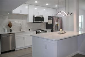 438 ROMANO AVENUE, ORLANDO, FL 32807 Sold 07/29/25