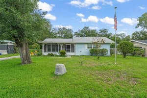 2538 Meadowview Ln, DELAND