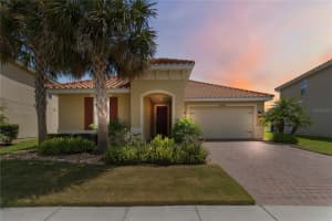 3906 Carrick Bend Dr, KISSIMMEE