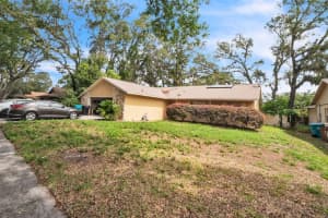 4799 LIGHTHOUSE ROAD, ORLANDO, FL 32808 - MLS#MFRO6319220