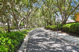 1936 WESTPOINTE CIRCLE, ORLANDO, FL 32835 - MLS#MFRO6319282