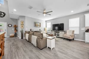 640 BAYERN LANE, DEBARY, FL 32713 - MLS#MFRO6319289