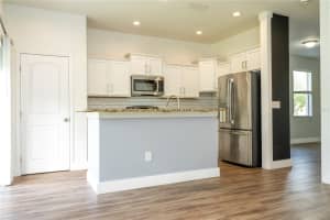 11081 SAVANNAH LANDING CIR, ORLANDO, FL 32832 Sold 08/20/25