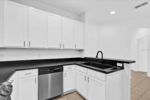 1122 SANDSTONE RUN, SANFORD, FL 32771 Sold 08/18/25