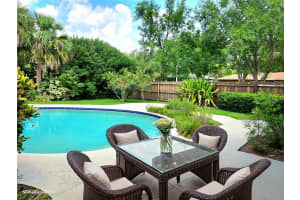 5096 THE OAKS CIRCLE, ORLANDO, FL 32809 - MLS#MFRO6319380