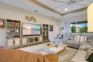 1104 SAWGRASS DRIVE, WINTER HAVEN, FL 33884 Sold 08/27/25