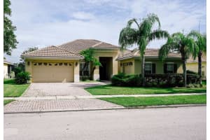 3504 Shorewood Dr, KISSIMMEE