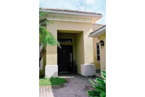 3504 SHOREWOOD DRIVE, KISSIMMEE, FL 34746 - MLS#MFRO6319449
