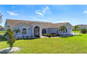 142 BROADMOOR LANE, ROTONDA WEST, FL 33947 Sold 09/05/25