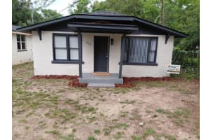 2107 Hollywood Ave, EUSTIS