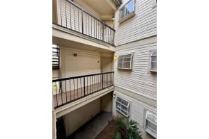 1940 LAKE ATRIUMS CIRCLE, ORLANDO, FL 32839 - MLS#MFRO6319698