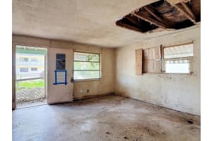 128 KINGSTON AVENUE, DAYTONA BEACH, FL 32114 Sold 09/22/25